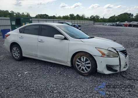 2015 Nissan Altima 2.5 z USA, uszkodzony, nr VIN 1N4AL3AP8FN387553